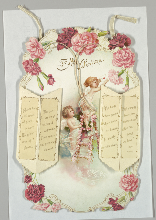 Ein altmodisches Valentinstagskärtchen mit zwei Cherubim, die nebeneinander stehen, wobei einer ein Buch hält, umgeben von Rosen, Gänseblümchen und Lilien, mit der Aufschrift "Valentinstag".