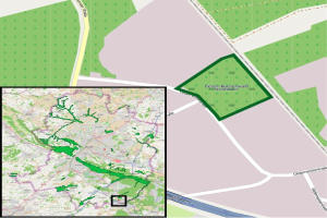 Eine Karte von Stuttgart, Deutschland, mit der geplanten Standortmarkierung, unterteilt in zwei Abschnitte mit Text oben und unten.