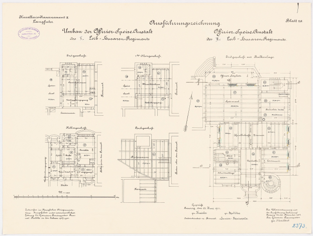 Ein detaillierter architektonischer Grundriss des ehemaligen Bundeskanzleramts in der Bundesrepublik Deutschland, der den Aufbau und Gestaltungselemente zeigt.