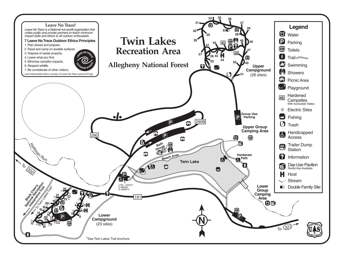 Eine detaillierte Karte des Twin Lakes Freizeitgebiets, die Wanderwege, Sehenswürdigkeiten und Textinformationen über die Gebietmerkmale, Wegnamen und -längen zeigt.